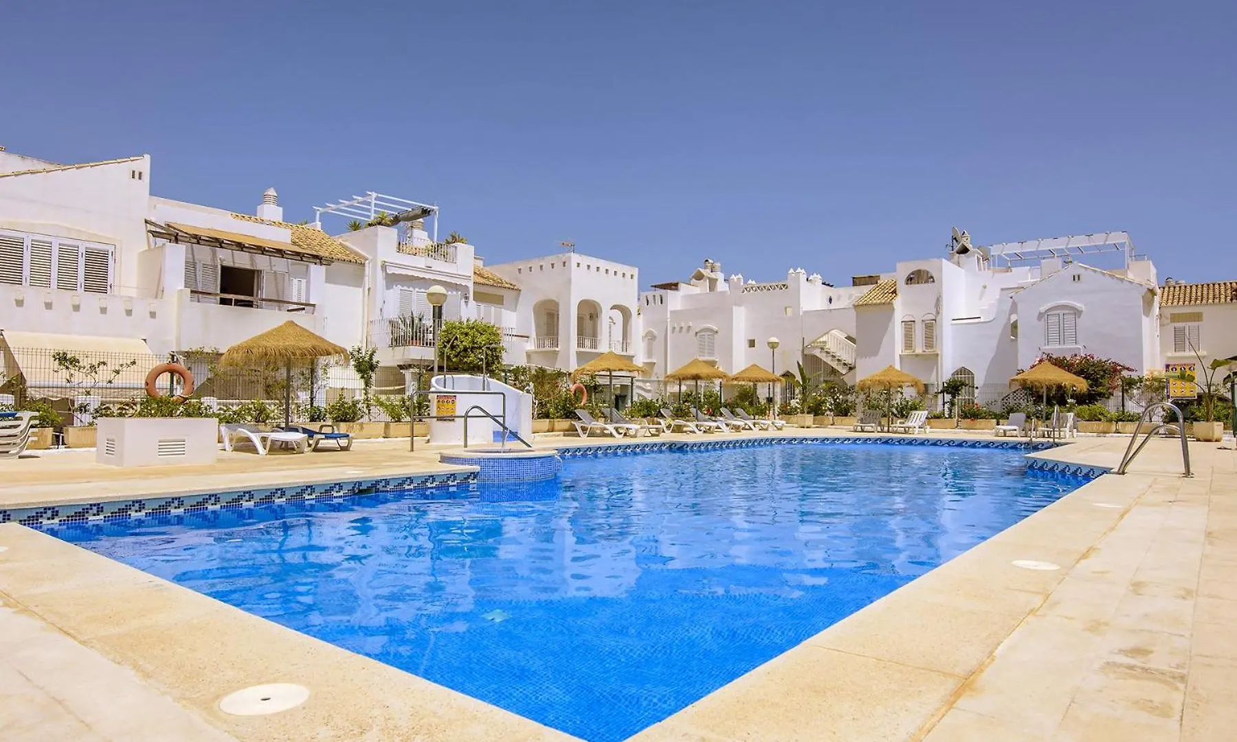 Проживание в семье Vera Playa Fantastico Bajo Jardin Piscina Wifi Ac