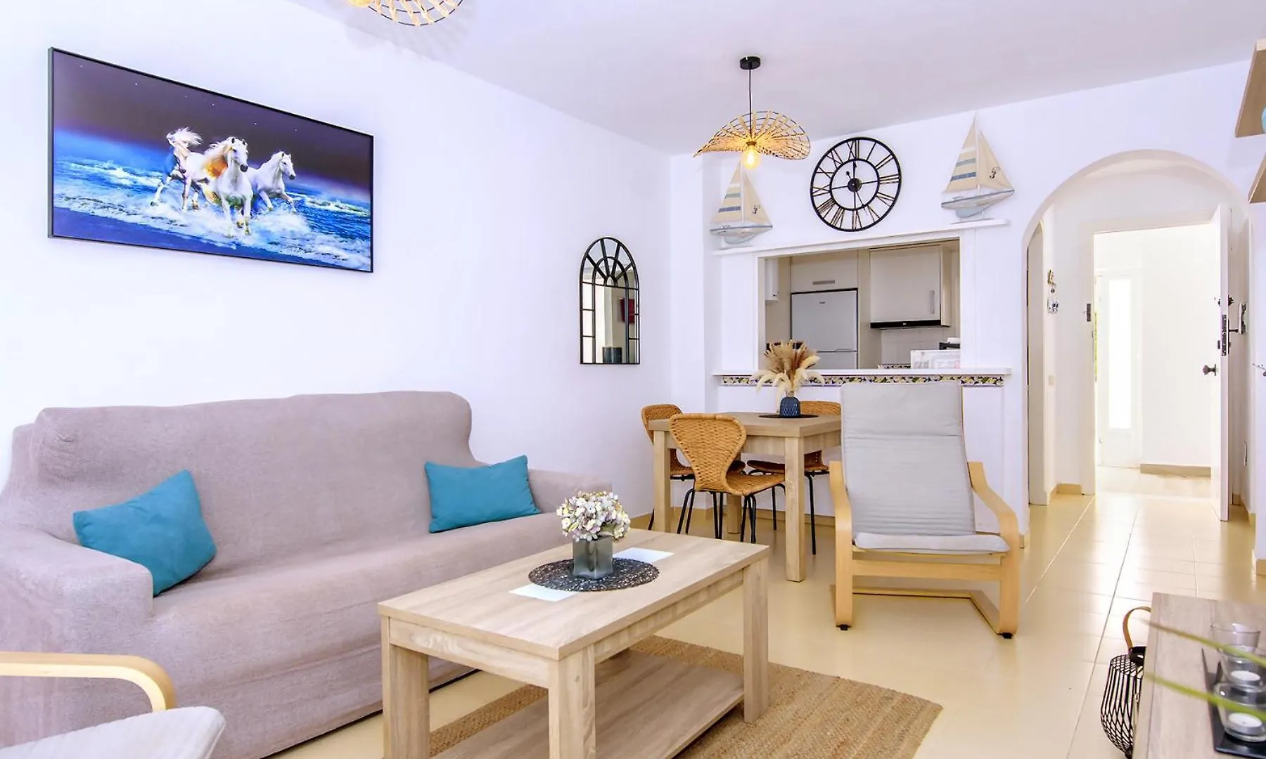Vera Playa Fantastico Bajo Jardin Piscina Wifi Ac 0*,  Испания