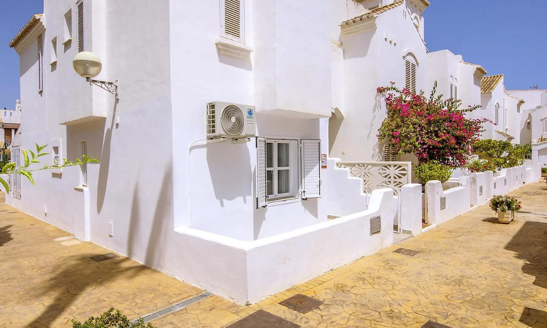 Проживание в семье Vera Playa Fantastico Bajo Jardin Piscina Wifi Ac