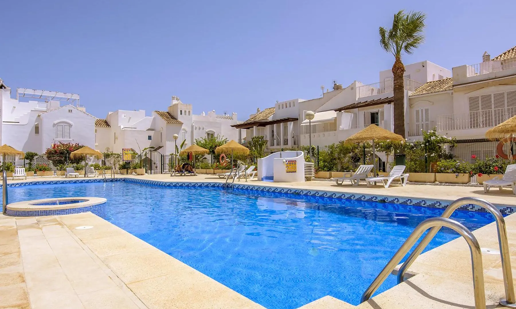 Vera Playa Fantastico Bajo Jardin Piscina Wifi Ac 0*,